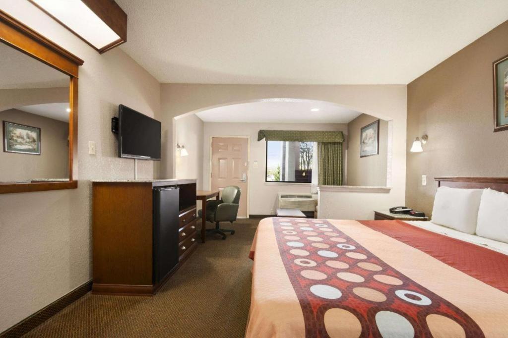 Super 8 By Wyndham Baton Rouge/I-12 Hotel Exterior foto