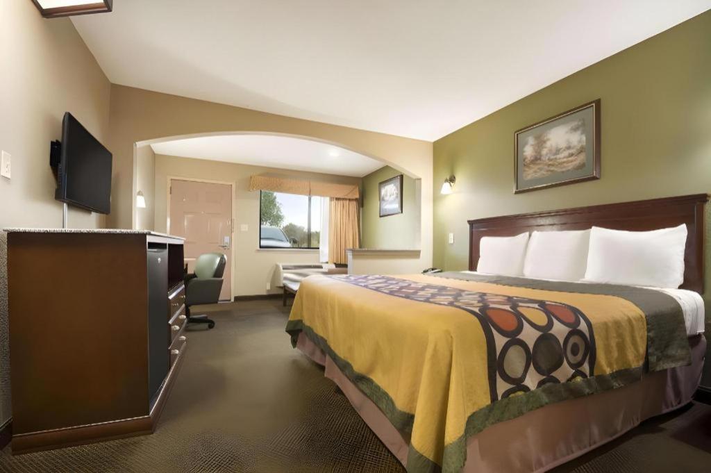 Super 8 By Wyndham Baton Rouge/I-12 Hotel Exterior foto